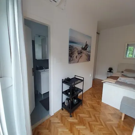 Bed & Breakfast Sobe Sotic Rab Town