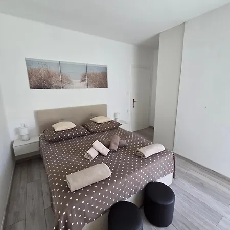 Sobe Sotic Bed & Breakfast Rab Town