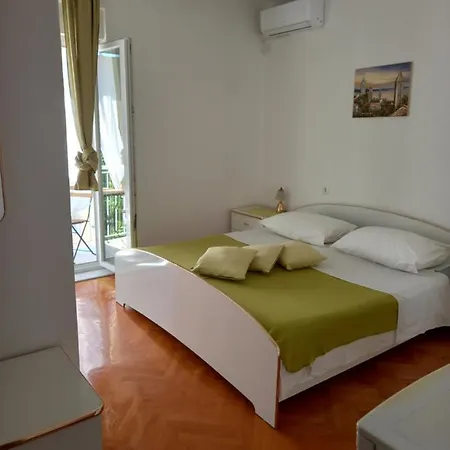 Sobe Sotic Bed & Breakfast Rab Town