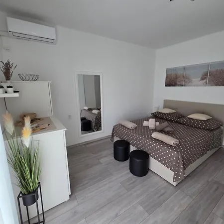 Sobe Sotic Bed & Breakfast 4*